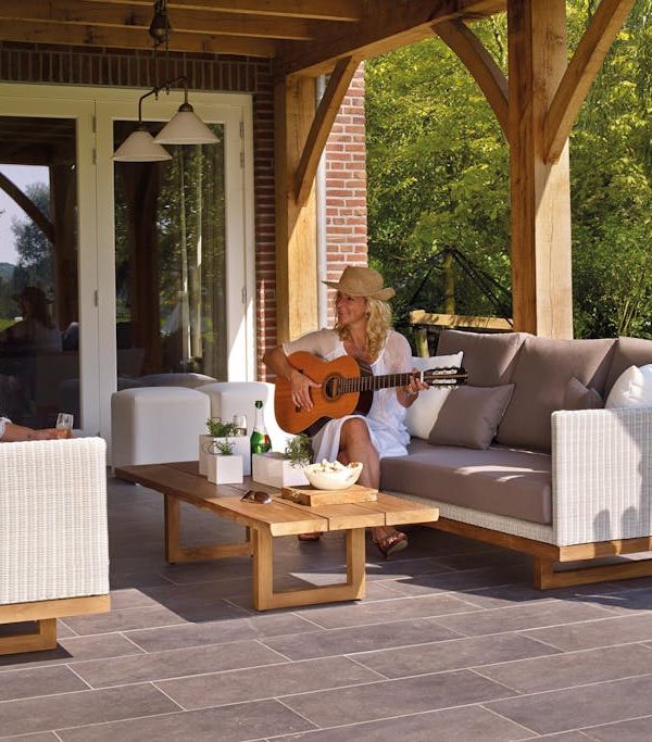 Outdoor Maintenance Suggestions for a Beautiful Garden